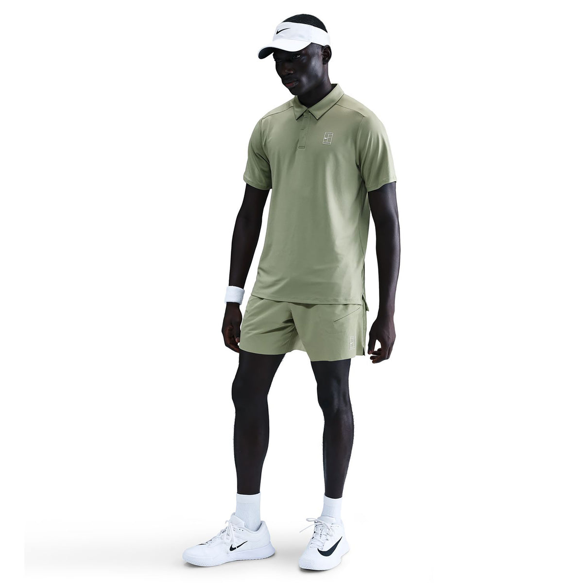 Nike Court Dri-FIT Advantage 6in Shorts Herren - oliv, weiß