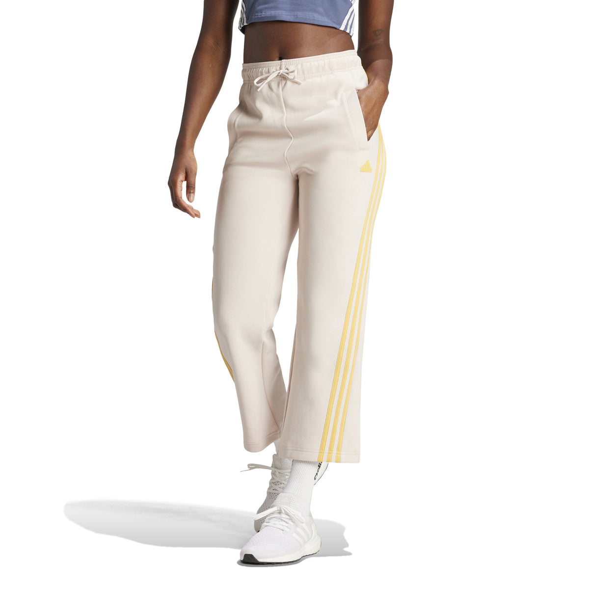 adidas Future Icon 3 Stripes OH Pantalon survêtement Femmes - beige, jaune
