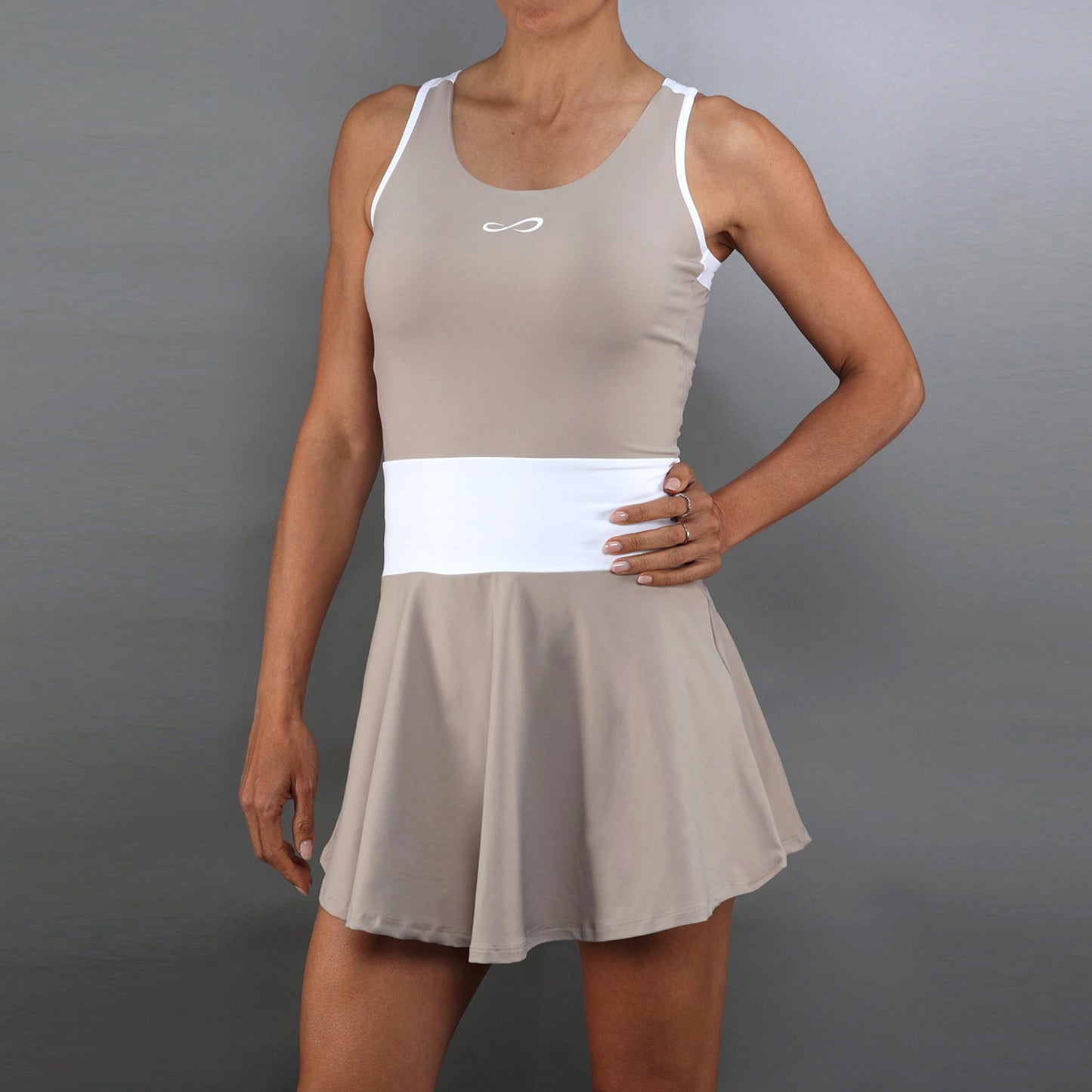 Endless Orbit Robe Femmes-beige, blanc