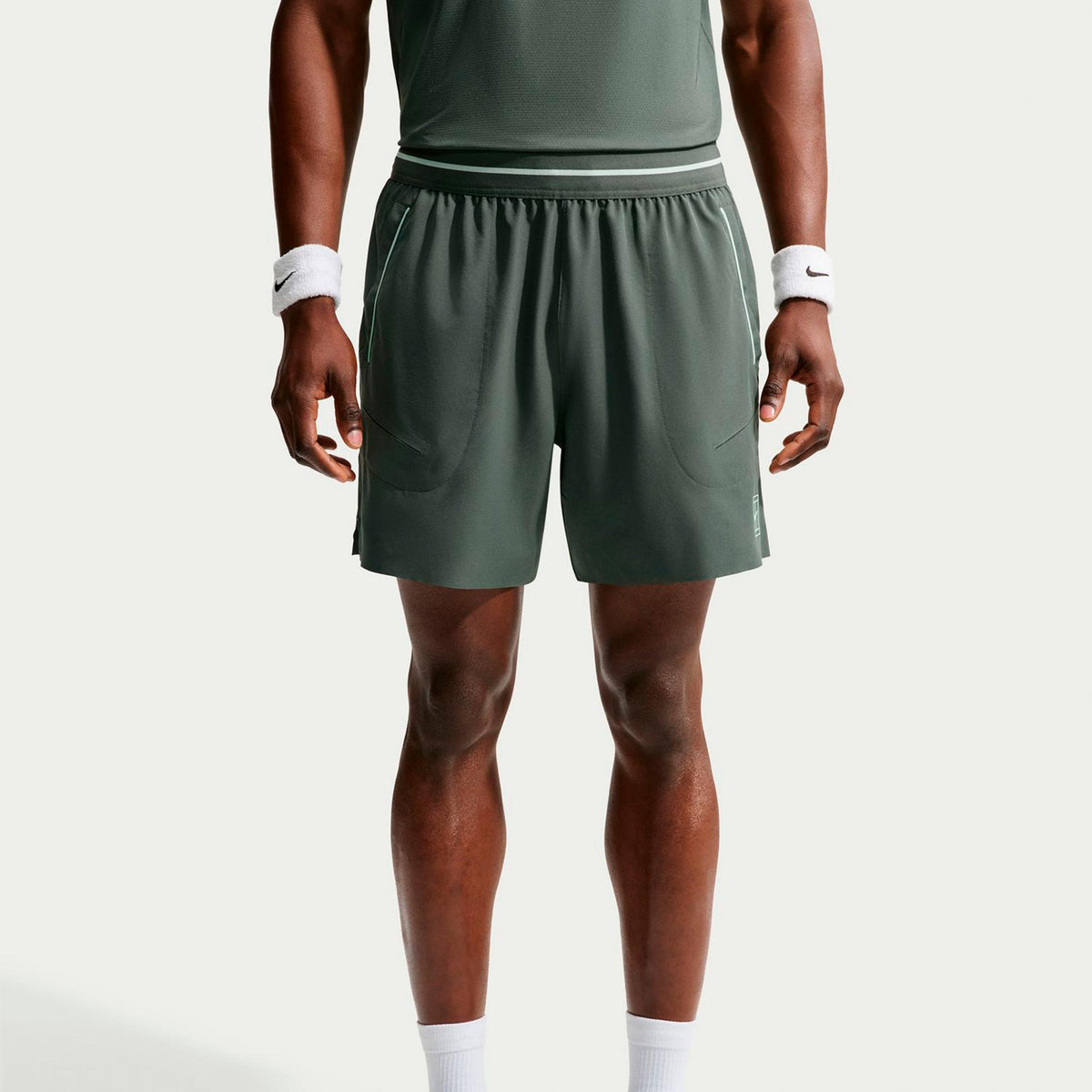 Nike Jannik Sinner Court Dri-FIT Advantage 6in Shorts Hommes - vert gris