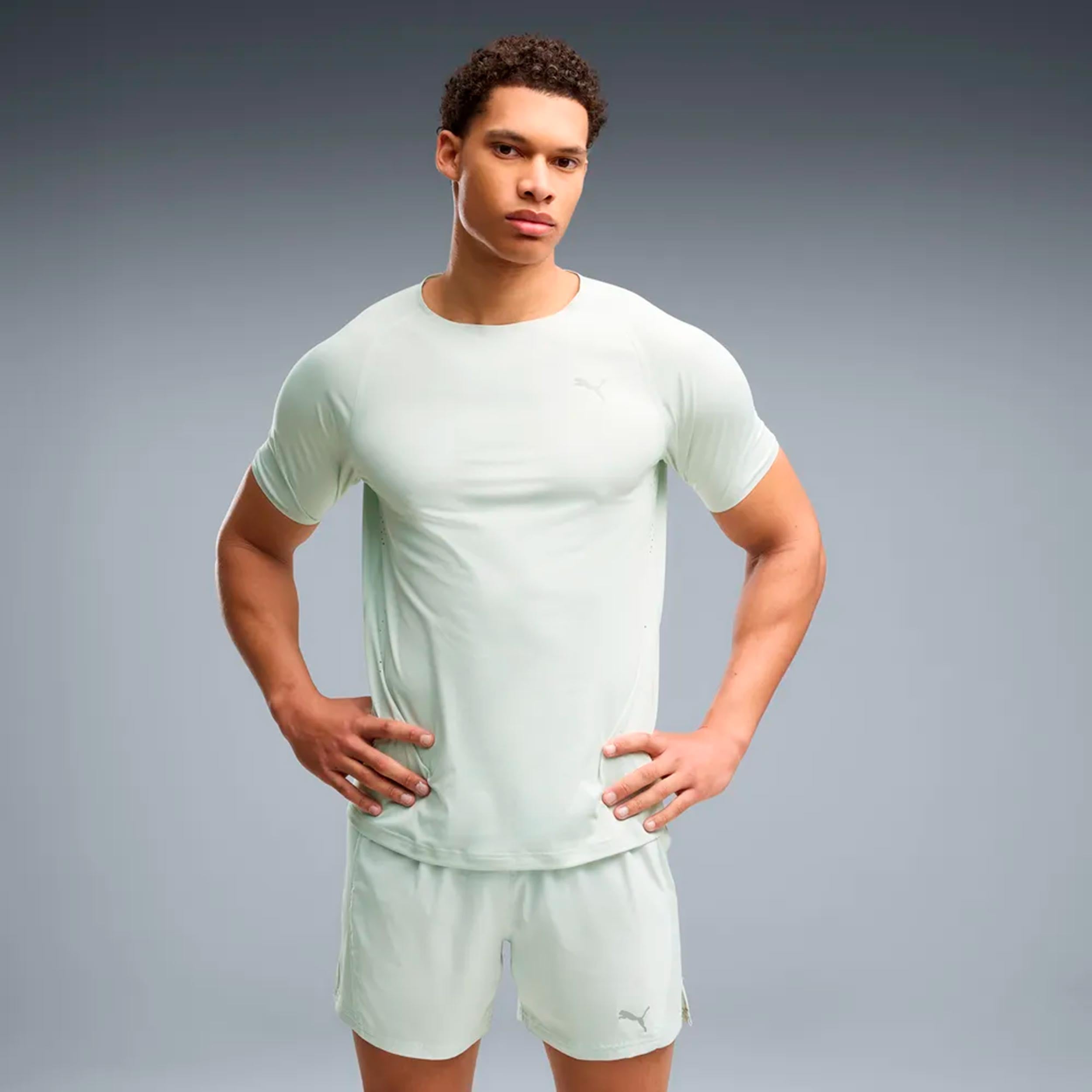 Puma Everyday Cloudspun  Camicia da corsa Uomini - verde chiaro