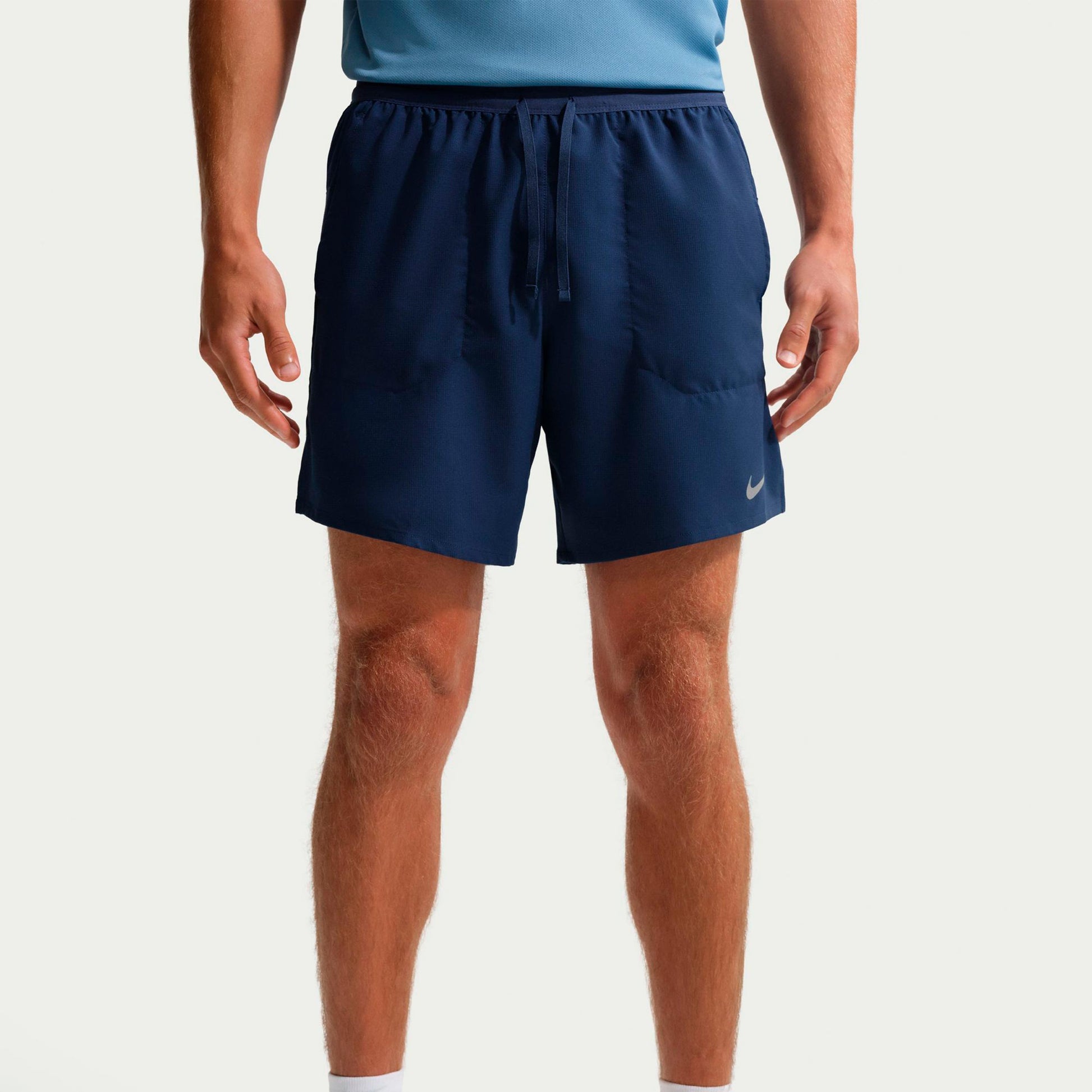 Nike STRIDE 7IN Pantaloncini da corsa Uomini - blu scuro, argento
