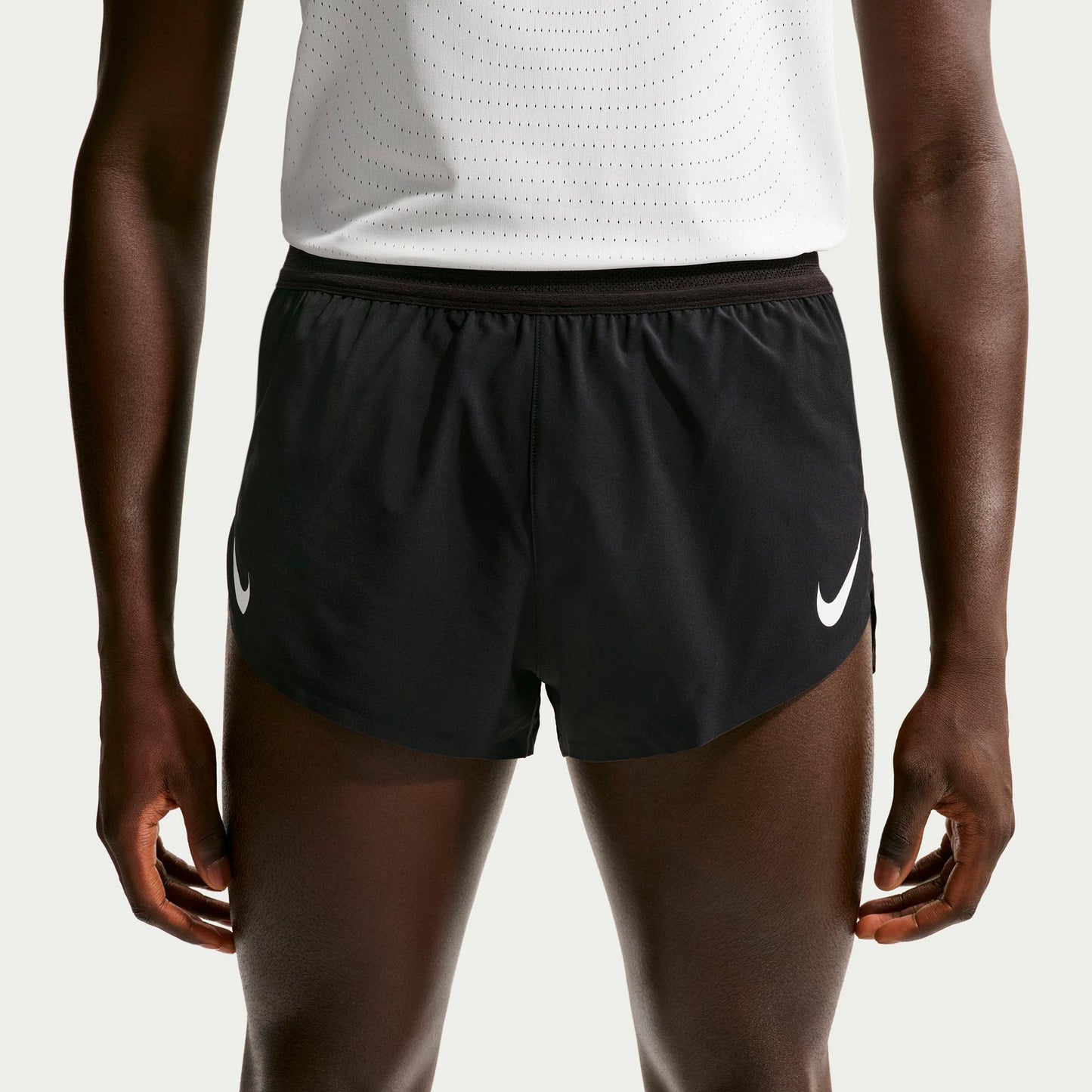 Nike AeroSwift Pantaloncini da corsa Uomini - nero, bianco