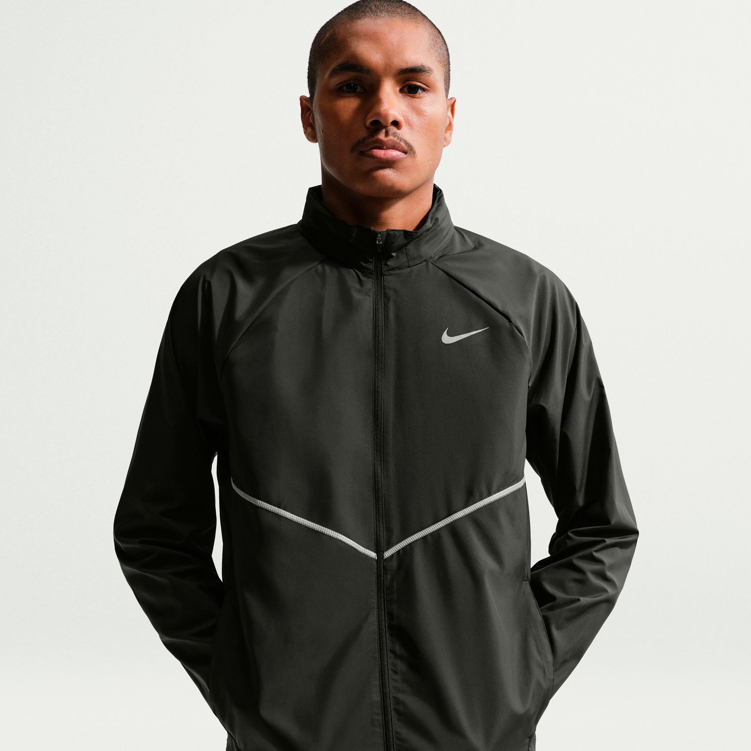 Nike Miler  Giacca da corsa Uomini - nero, nero