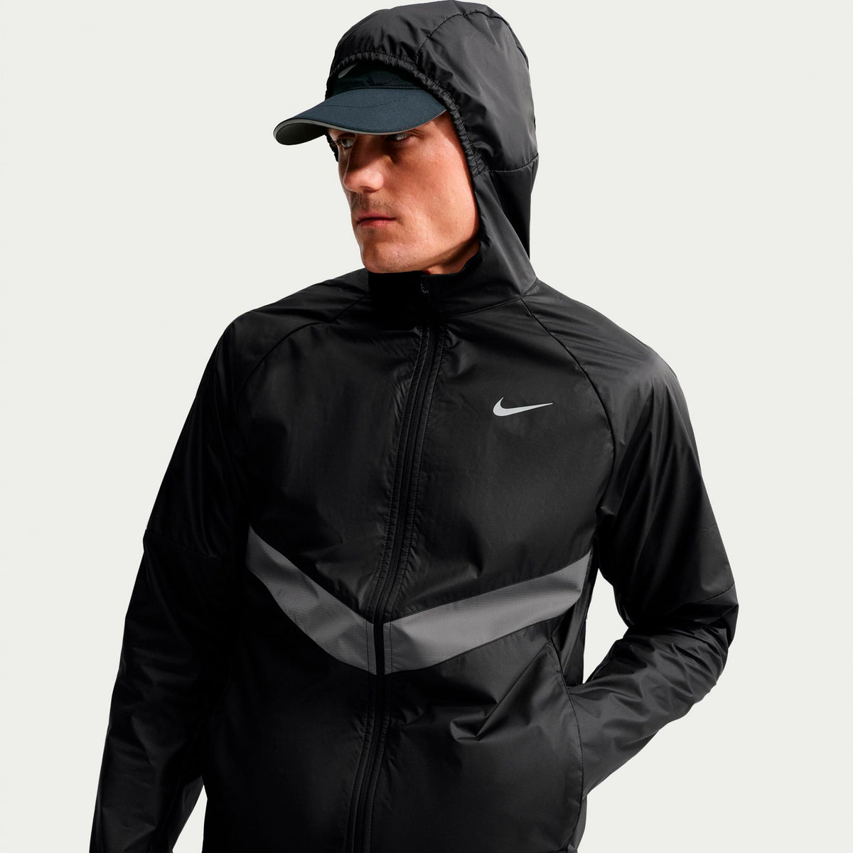 Nike Miler Therma-Fit  Laufjacke Herren - schwarz, schwarz