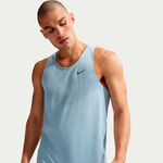 Nike Lauftop Nike Stride Laufshirt Herren - hellblau, silber