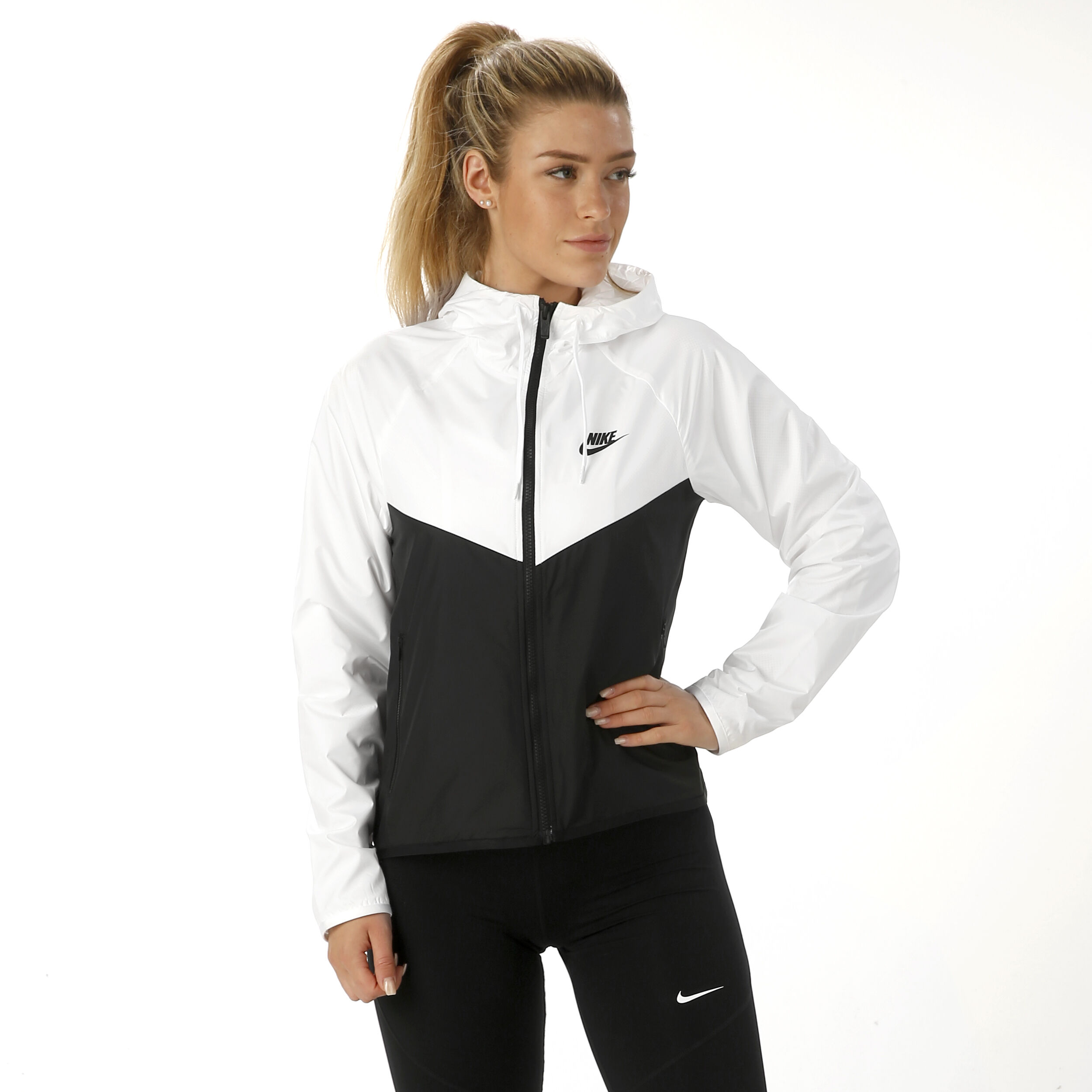 Nike sportswear windrunner damen 2025