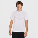 Nike Bekleidung Nike Stride Tee Laufshirt Herren-weiß