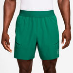 Nike Bekleidung Nike Court Dri-FIT Advantage 6in Shorts Herren-gr&uuml;n