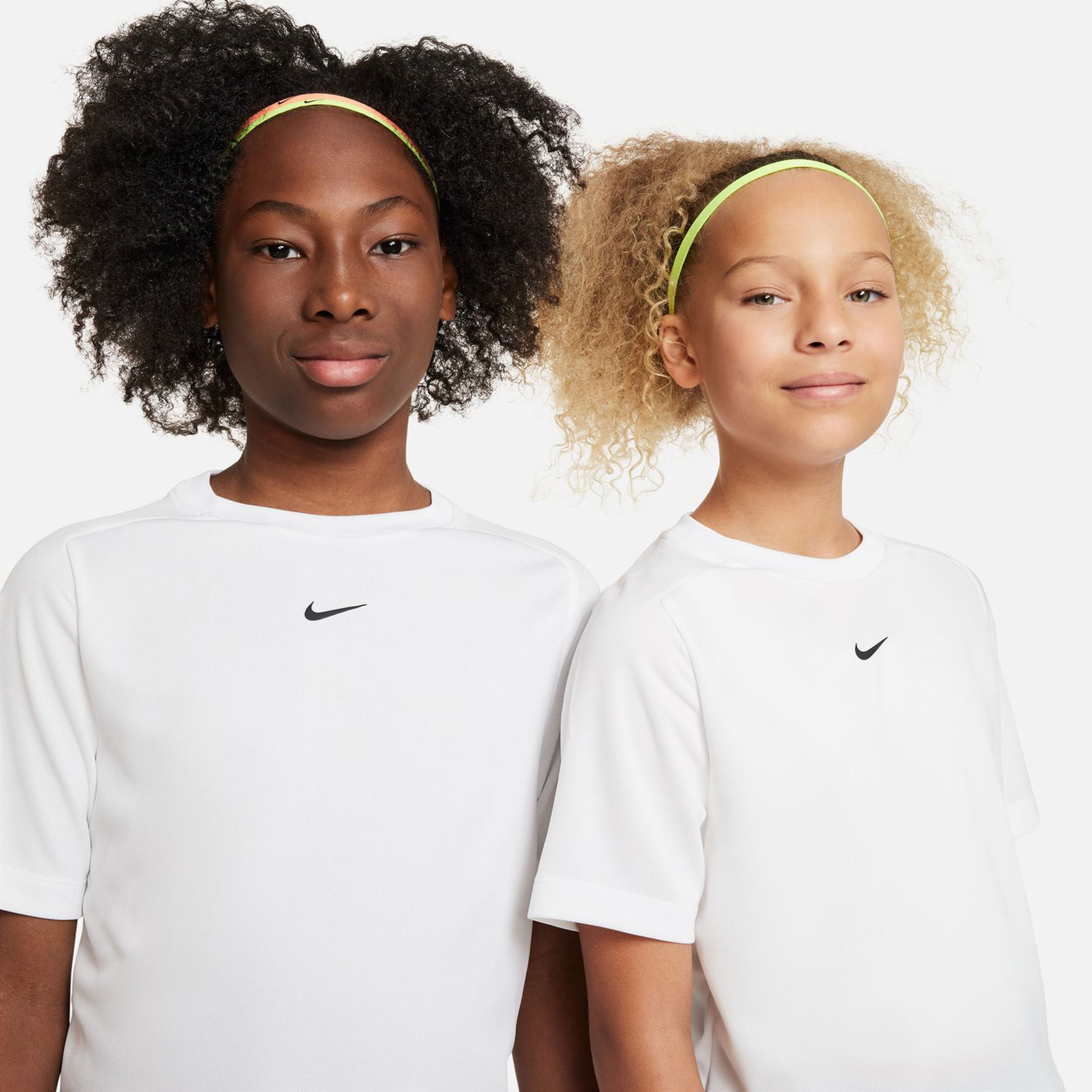 Nike white junior shop